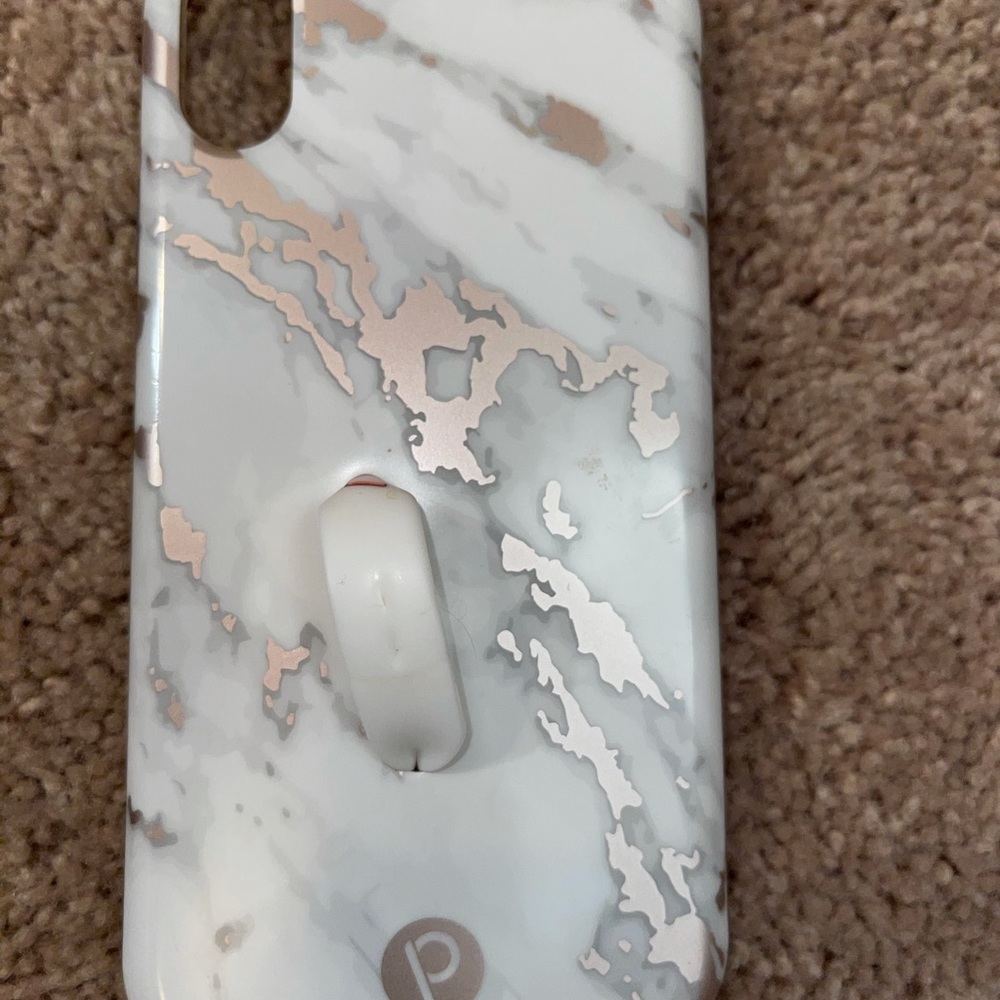 iPhone XR loopy